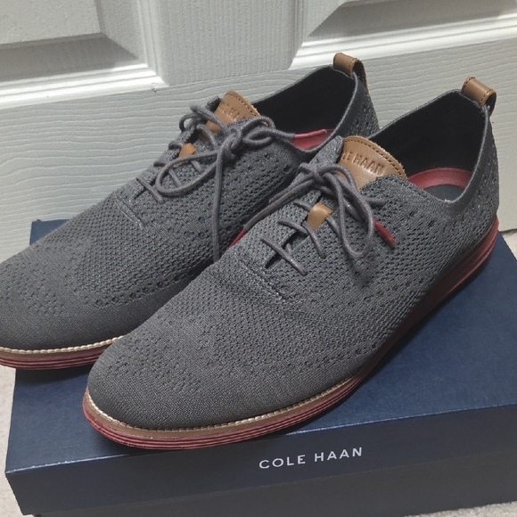 Cole Haan Men\'s Charcoal Knit Oxfords with Red Sole main image 5